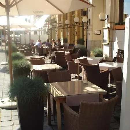 La Pomme D'or Hotel 3*